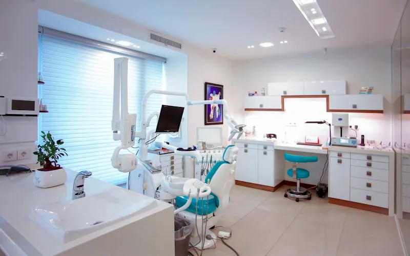 Huntington Beach dental office prepared for urgent patient visits