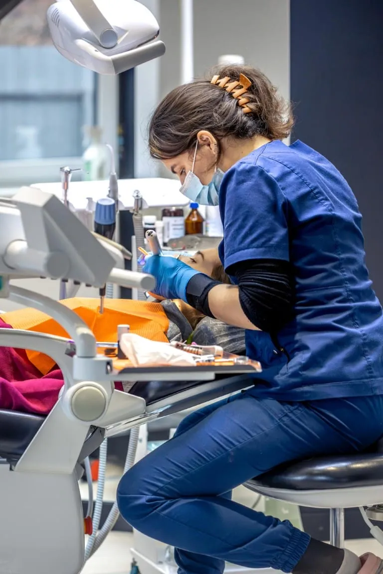Emergency Dentist in Huntington Beach: ER or Same-Day Care?